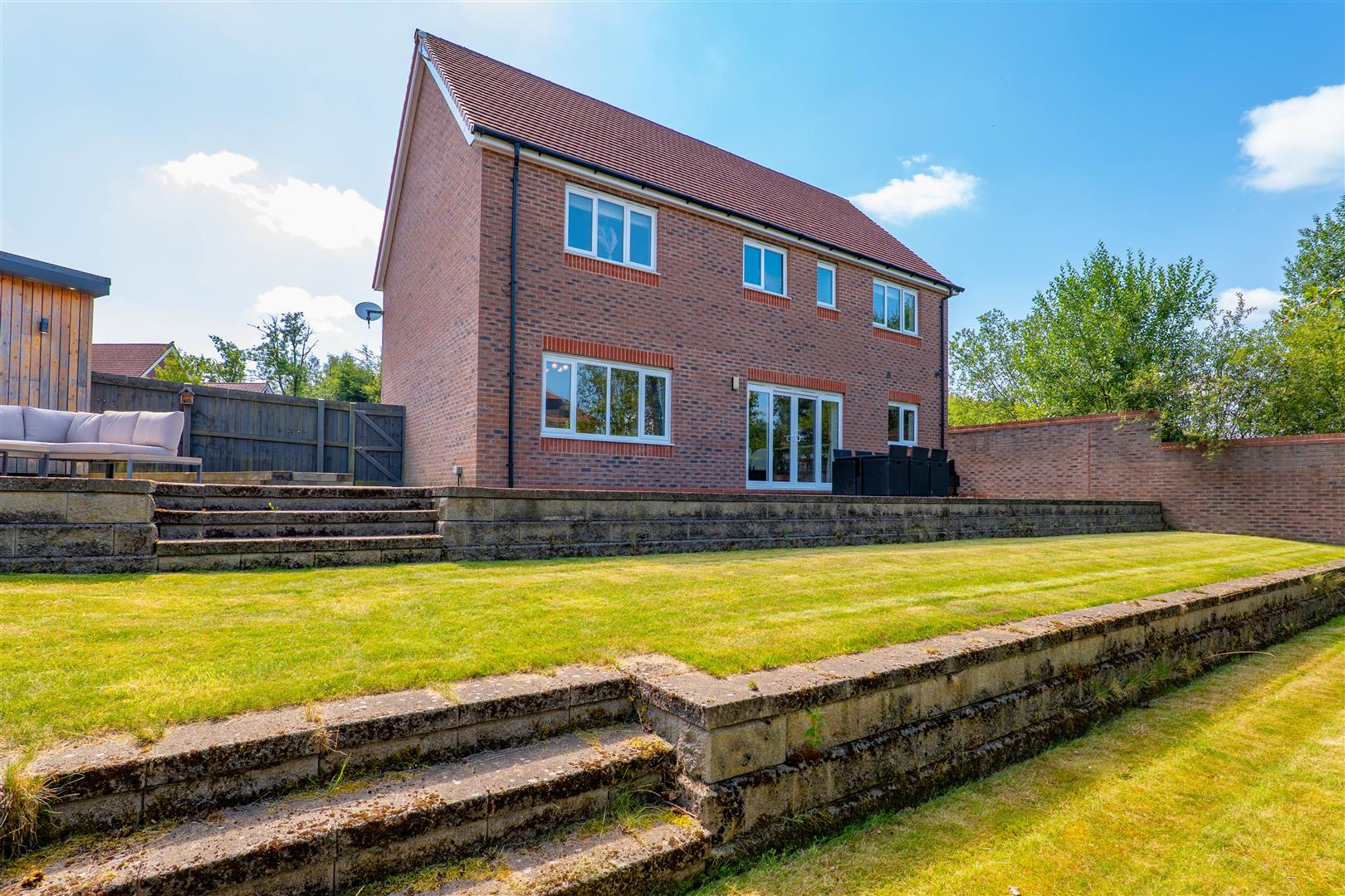 4 bed property in Kirkby Close, Chorley